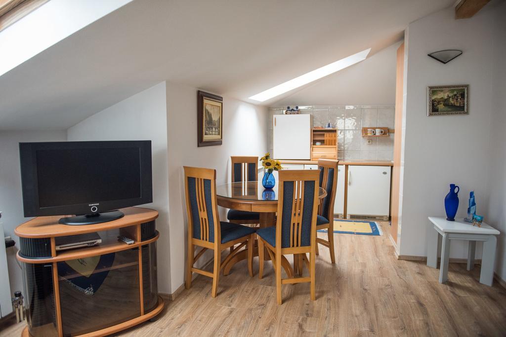 Apartment Ajna Sarajevo Bagian luar foto